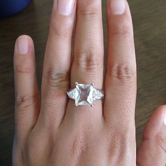 CZ Statement Band size 8 - Picture 2 of 6